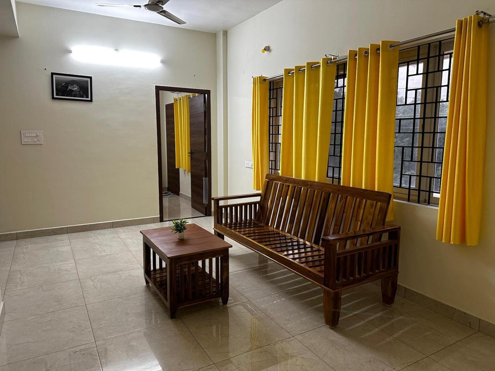 Girivalam Vista Residency Appartement Tiruvannāmalai Buitenkant foto